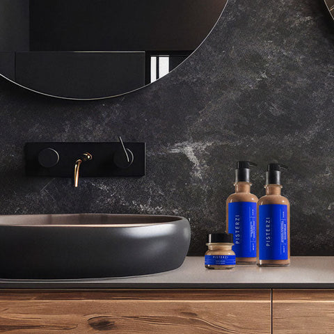 A SELECTION OF PRODUCTS, THE IDEAL WAY TO INDULGE IN SELF-CARE, ENSURING UNRIVALED CARE FOR YOUR HAIR, BEARD, AND SKIN.