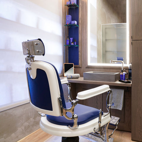 GROOMING RITUAL AS AN ART