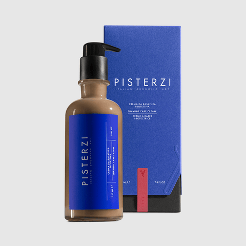 AT HOME SHAVING SET
